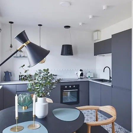 Metro Politechnika * 바르샤바