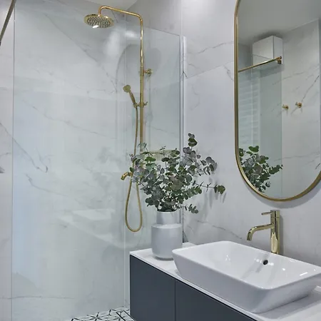 Lägenhet Metro Politechnika